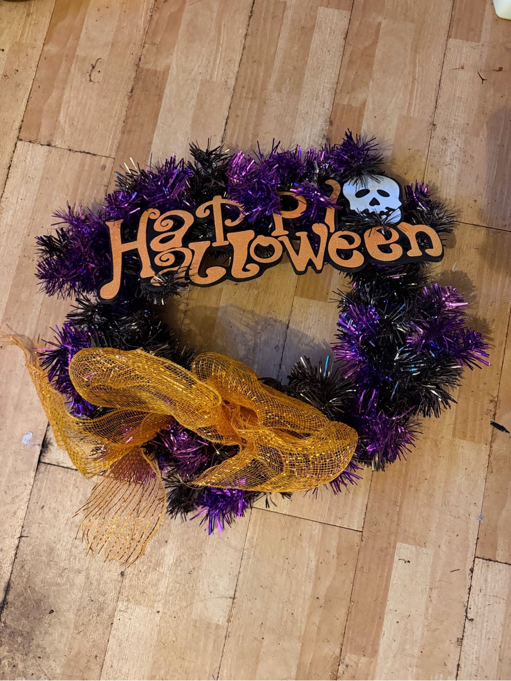 Halloween Black & Purple Wall Decor Wreath Orange Bow vibrant door accent